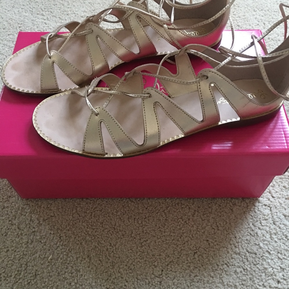 EUC Lilly Pulitzer gold sandals